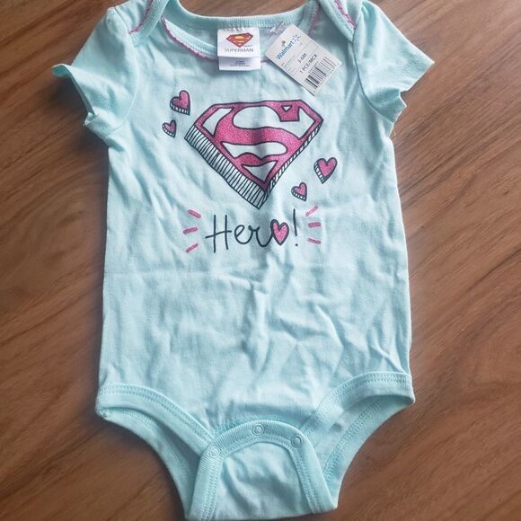 ⭐4/35⭐Superman | Onesie - size 3-6 months​ - Picture 1 of 3